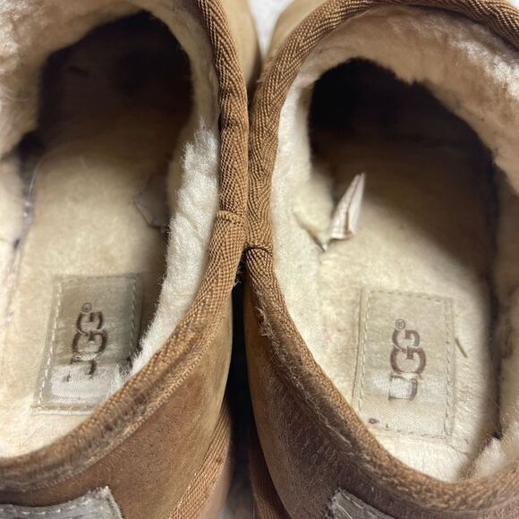 UGG Classic suede tan slippers plush wool lining and thick rubber soles Size 10 - Picture 6 of 11